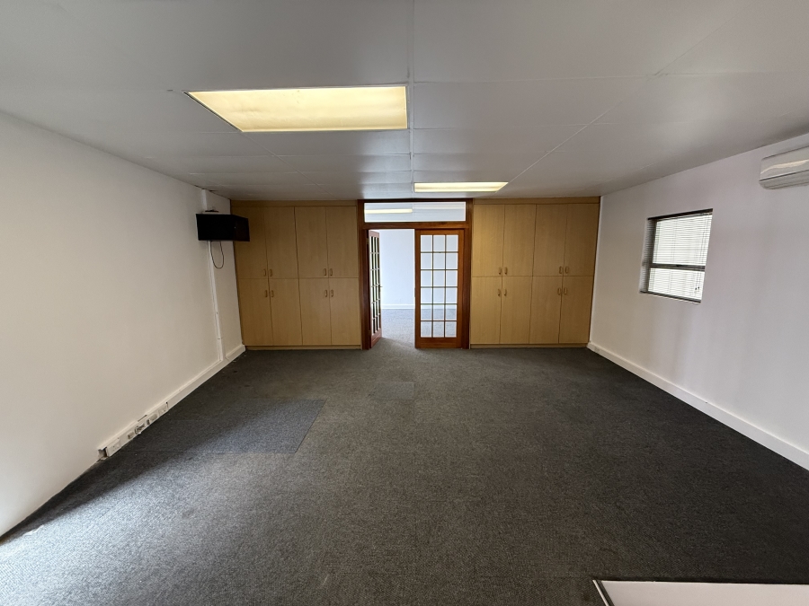 Commercial Property for Sale in Parow East Western Cape